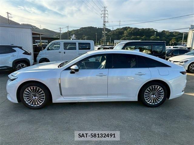 Toyota CROWN SEDAN 2024-07 1290636-7