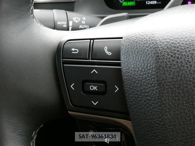 Toyota CROWN SEDAN 2024-05 1374530-14