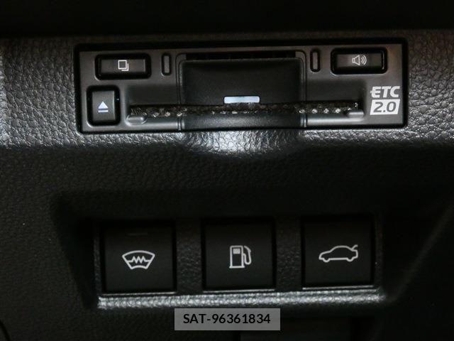 Toyota CROWN SEDAN 2024-05 1374530-20