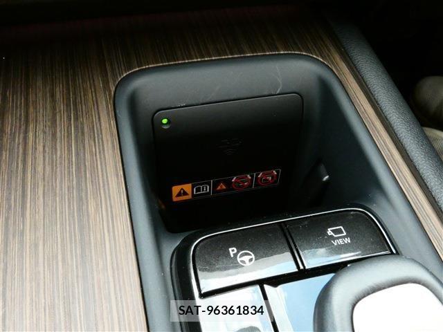 Toyota CROWN SEDAN 2024-05 1374530-7