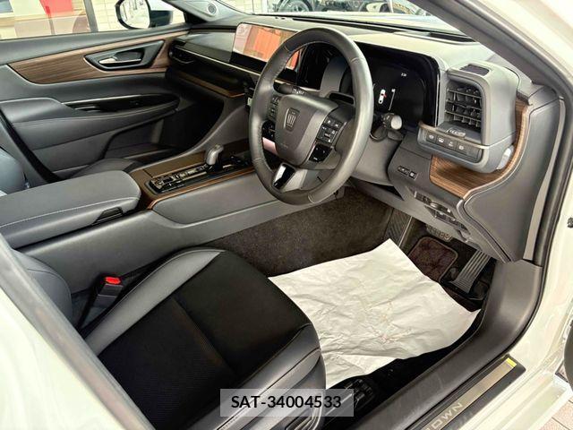 Toyota CROWN SEDAN 2024-04 1553945-9