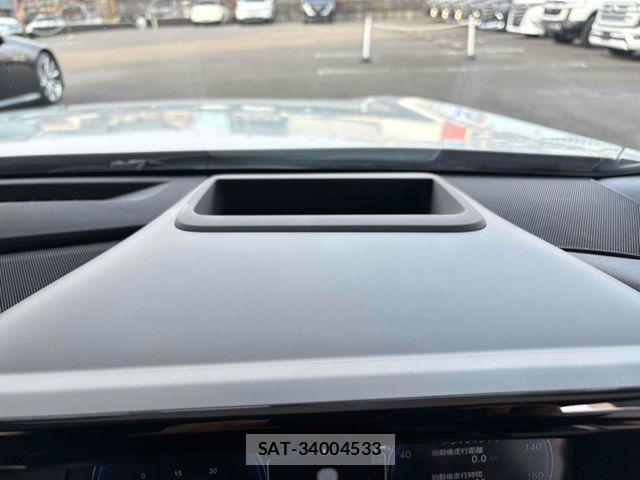 Toyota CROWN SEDAN 2024-04 1553945-11