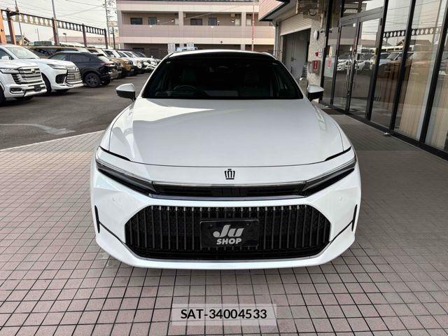 Toyota CROWN SEDAN 2024-04 1553945-1