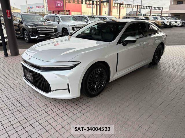 Toyota CROWN SEDAN 2024-04 1553945-2