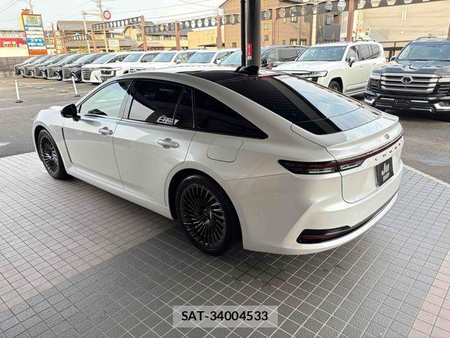 Toyota CROWN SEDAN 2024-04 1553945-7