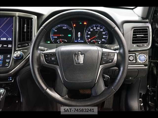 Toyota CROWN SEDAN 2013-03 2959732-9