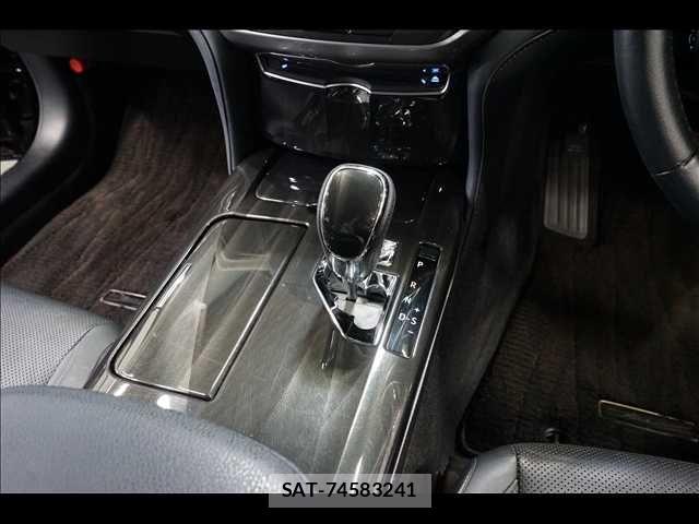 Toyota CROWN SEDAN 2013-03 2959732-11