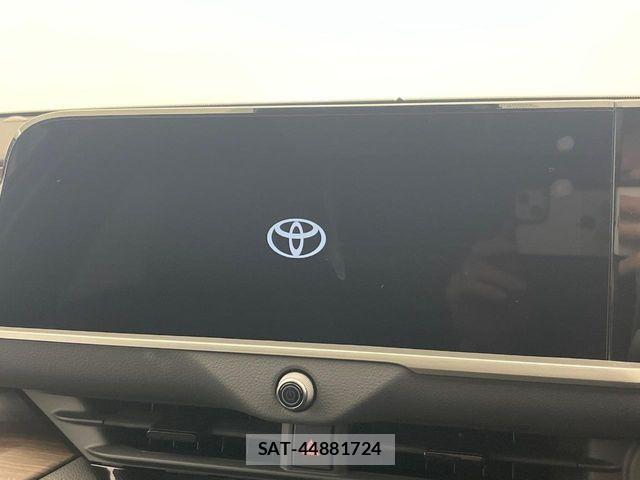 Toyota CROWN SEDAN 2025-01 3013890-4