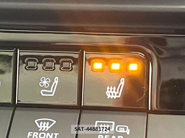 Toyota CROWN SEDAN 2025-01 3013890-8