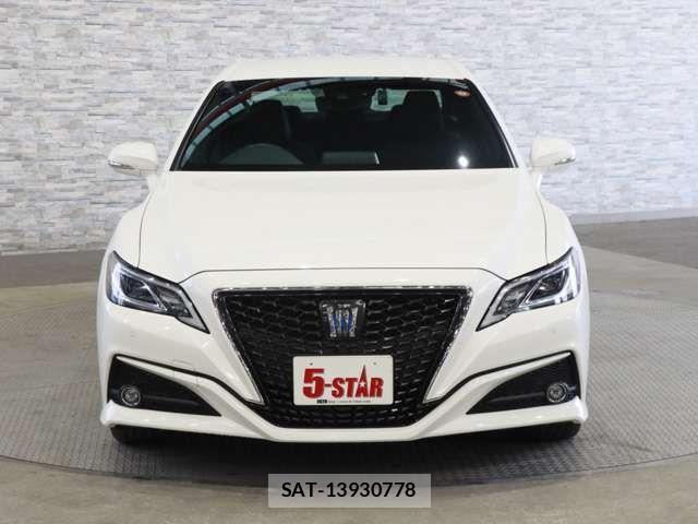 Toyota CROWN SEDAN 2018-12 3356388-10