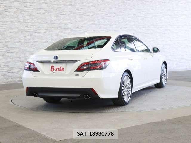 Toyota CROWN SEDAN 2018-12 3356388-19