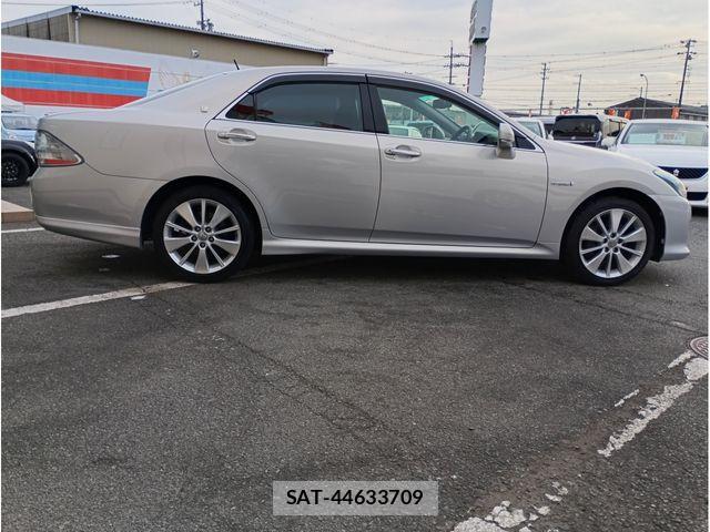 Toyota CROWN SEDAN 2008-11 3356415-7