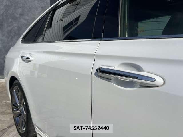 Toyota CROWN SEDAN 2021-07 3356376-18