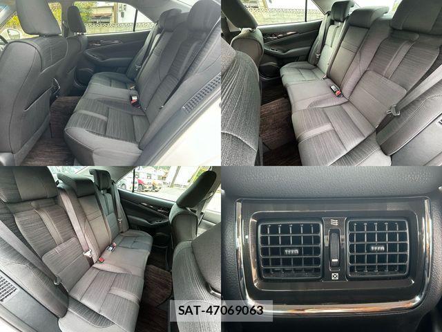 Toyota CROWN SEDAN 2013-08 3356405-23
