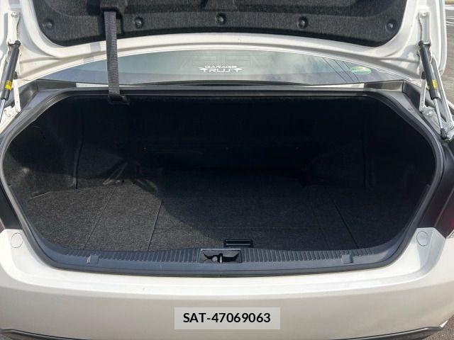 Toyota CROWN SEDAN 2013-08 3356405-24