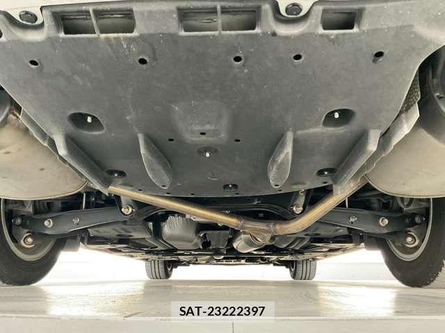 Toyota CROWN SEDAN 2017-06 3371628-9