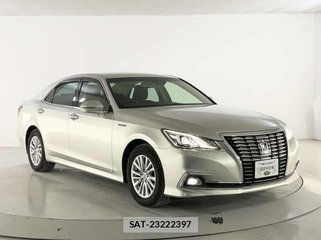 Toyota CROWN SEDAN 2017-06 3371628-7