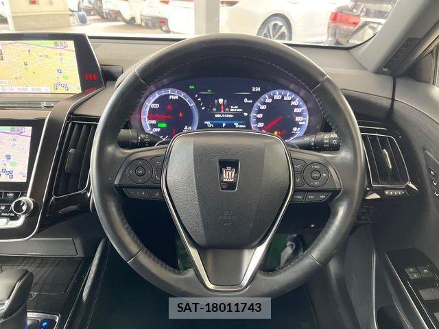 Toyota CROWN SEDAN 2019-11 3420723-13