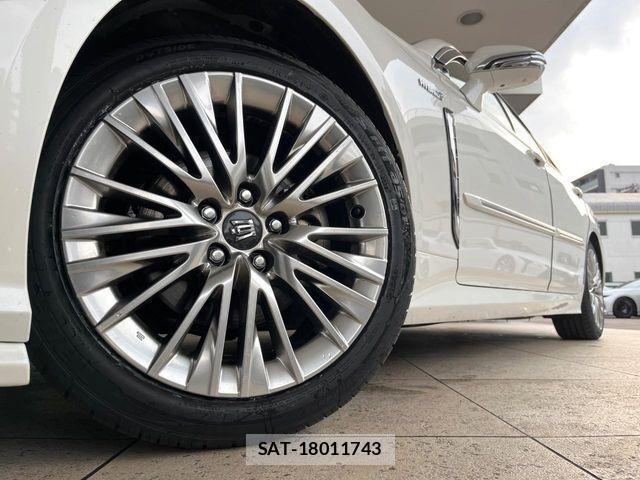 Toyota CROWN SEDAN 2019-11 3420723-5
