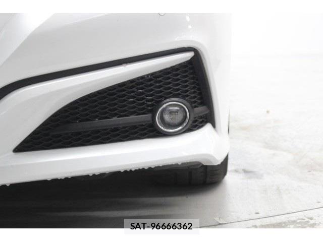 Toyota CROWN SEDAN 2021-02 3664506-17