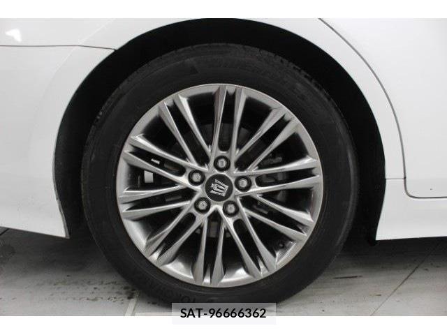 Toyota CROWN SEDAN 2021-02 3664506-27