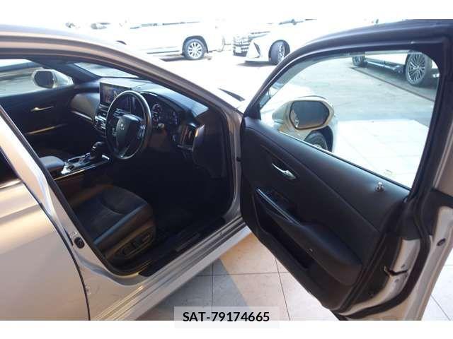 Toyota CROWN SEDAN 2021-07 3664466-14