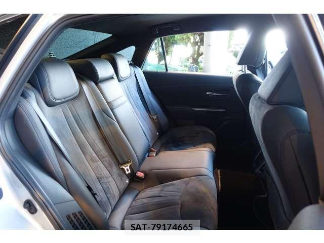 Toyota CROWN SEDAN 2021-07 3664466-17