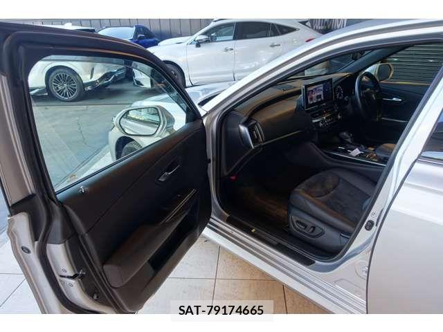 Toyota CROWN SEDAN 2021-07 3664466-19