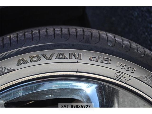 Toyota CROWN SEDAN 2019-03 3713759-11