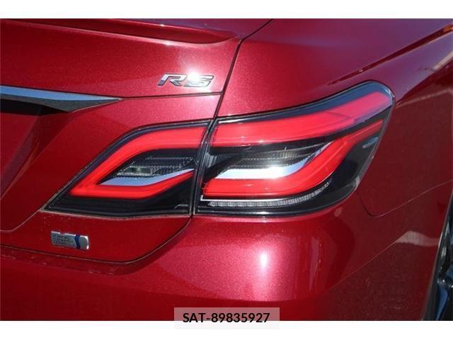 Toyota CROWN SEDAN 2019-03 3713759-14