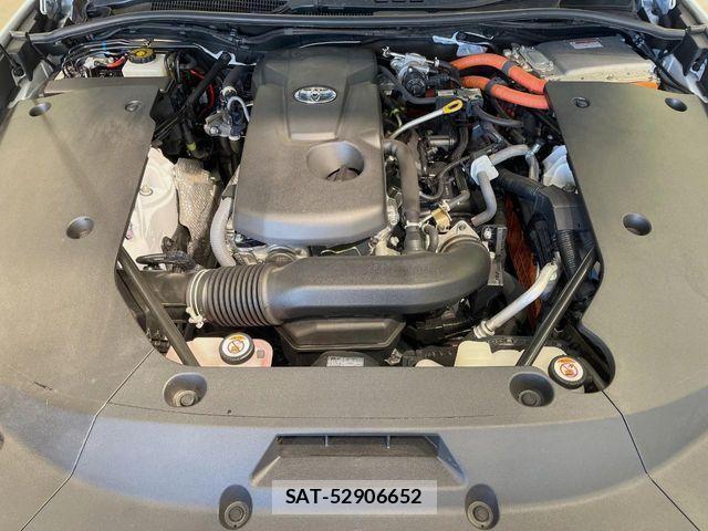Toyota CROWN SEDAN 2021-03 3766939-17