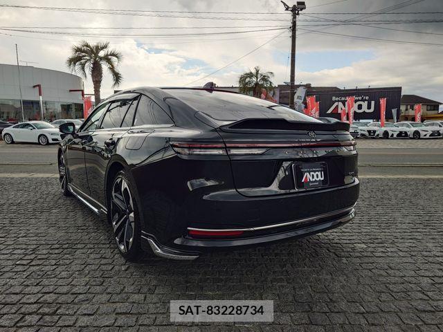Toyota CROWN SEDAN 2024-03 3904585-2