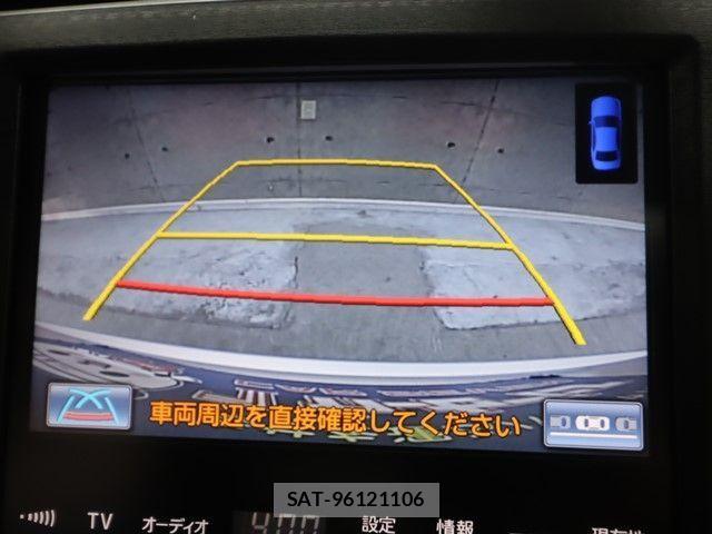 Toyota CROWN SEDAN 2013-07 4040158-13