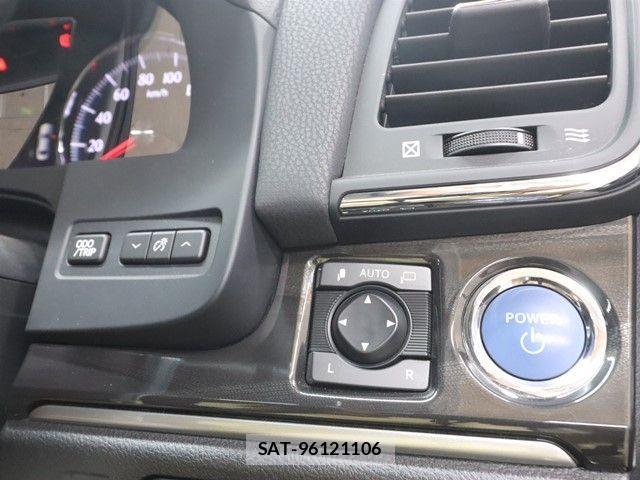 Toyota CROWN SEDAN 2013-07 4040158-21