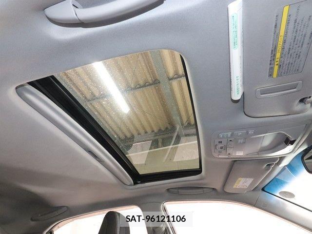 Toyota CROWN SEDAN 2013-07 4040158-5