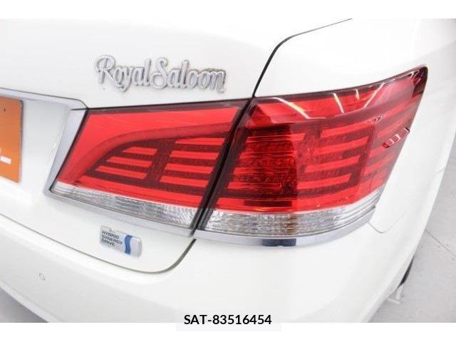 Toyota CROWN SEDAN 2016-03 4040168-18