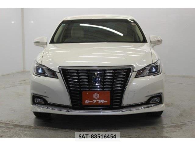 Toyota CROWN SEDAN 2016-03 4040168-1