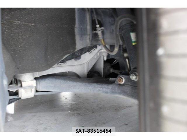 Toyota CROWN SEDAN 2016-03 4040168-19