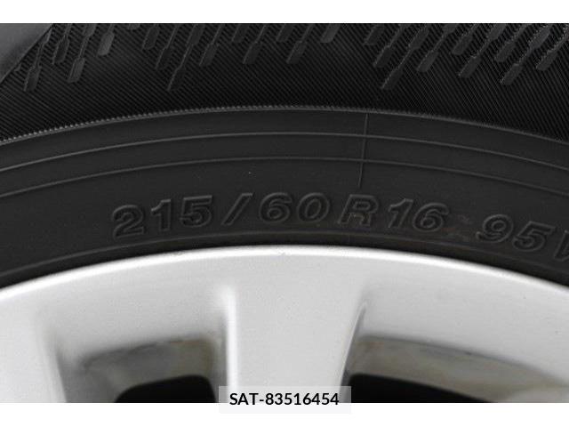 Toyota CROWN SEDAN 2016-03 4040168-21