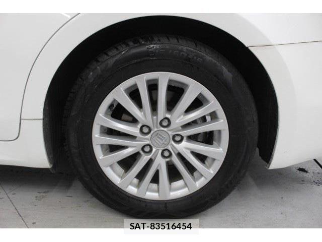 Toyota CROWN SEDAN 2016-03 4040168-24