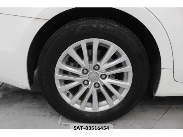 Toyota CROWN SEDAN 2016-03 4040168-25