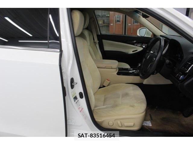 Toyota CROWN SEDAN 2016-03 4040168-28