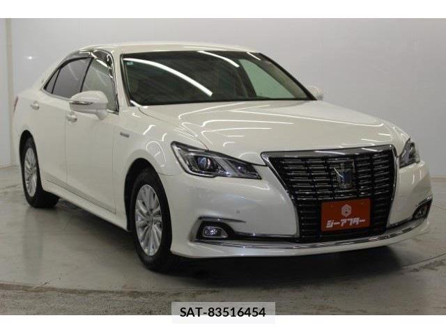 Toyota CROWN SEDAN 2016-03 4040168-2