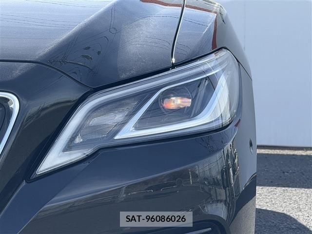 Toyota CROWN SEDAN 2020-04 4040142-10