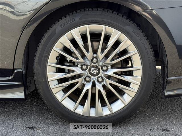 Toyota CROWN SEDAN 2020-04 4040142-15