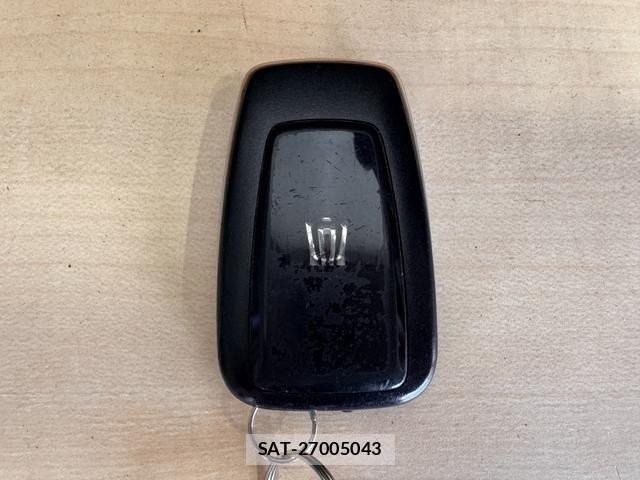Toyota CROWN SEDAN 2019-11 4040136-29