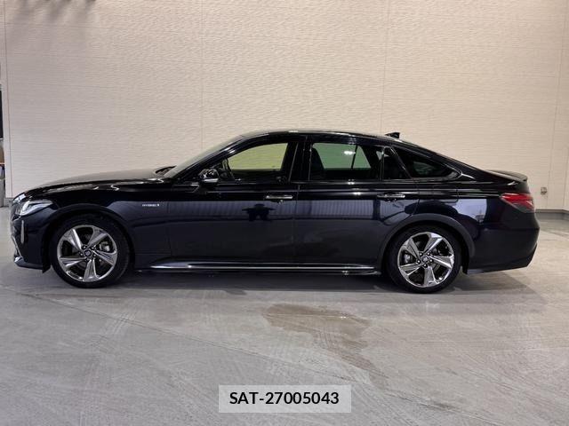 Toyota CROWN SEDAN 2019-11 4040136-3