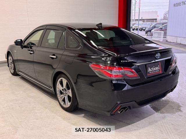 Toyota CROWN SEDAN 2019-11 4040136-4