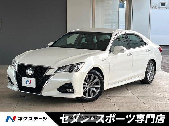Toyota CROWN SEDAN 2017-06 4240229-0
