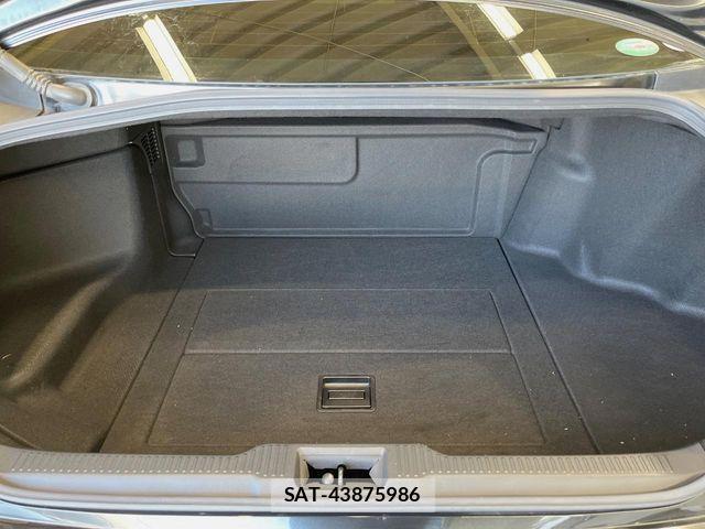 Toyota CROWN SEDAN 2019-04 4322064-11